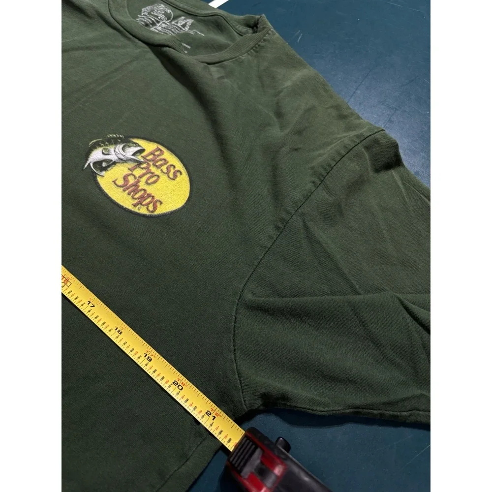 Bass Pro Shops T Shirt Men's Medium Green Fishing Graphic Humor I'd Hit That Tee